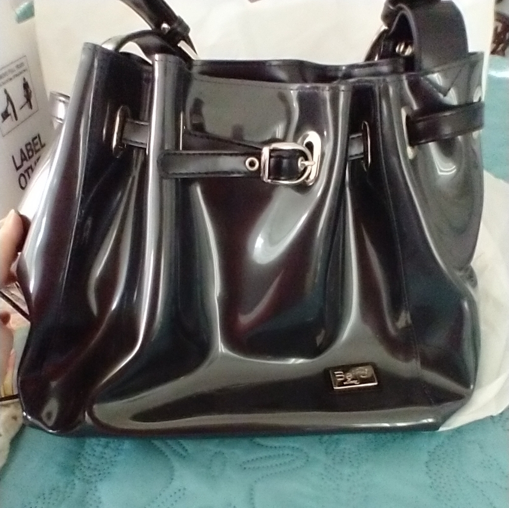 Beijo Purse Black "It's a Cinch"